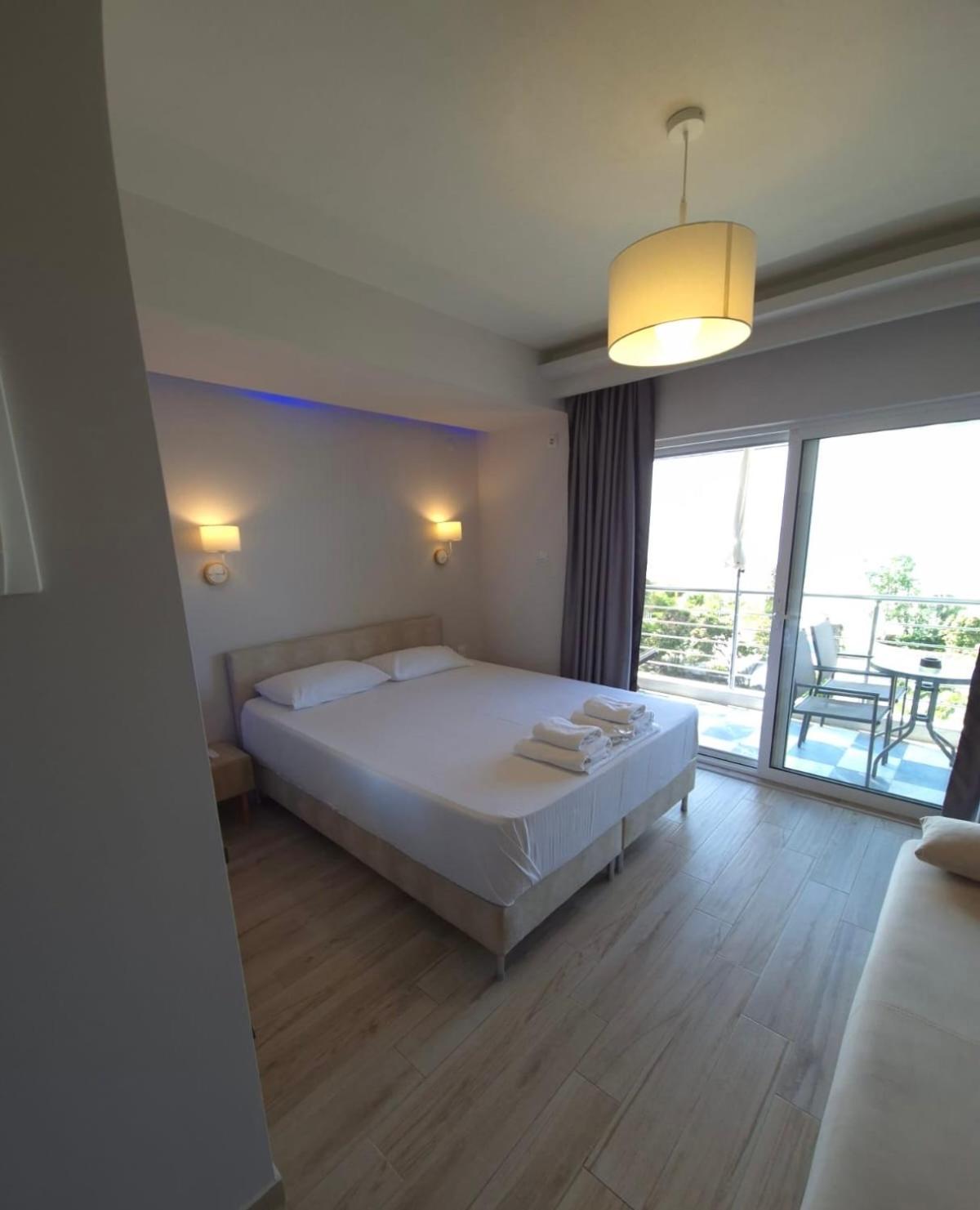 Nikolaidis Apartments Νέα Πλάγια Εξωτερικό φωτογραφία